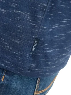 T-shirt en coton bleu à motifs mouchetés avec une coupe droite et un col rond
