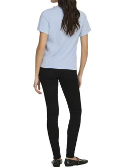 T-shirt en coton ciel uni avec une coupe droite et un col rond