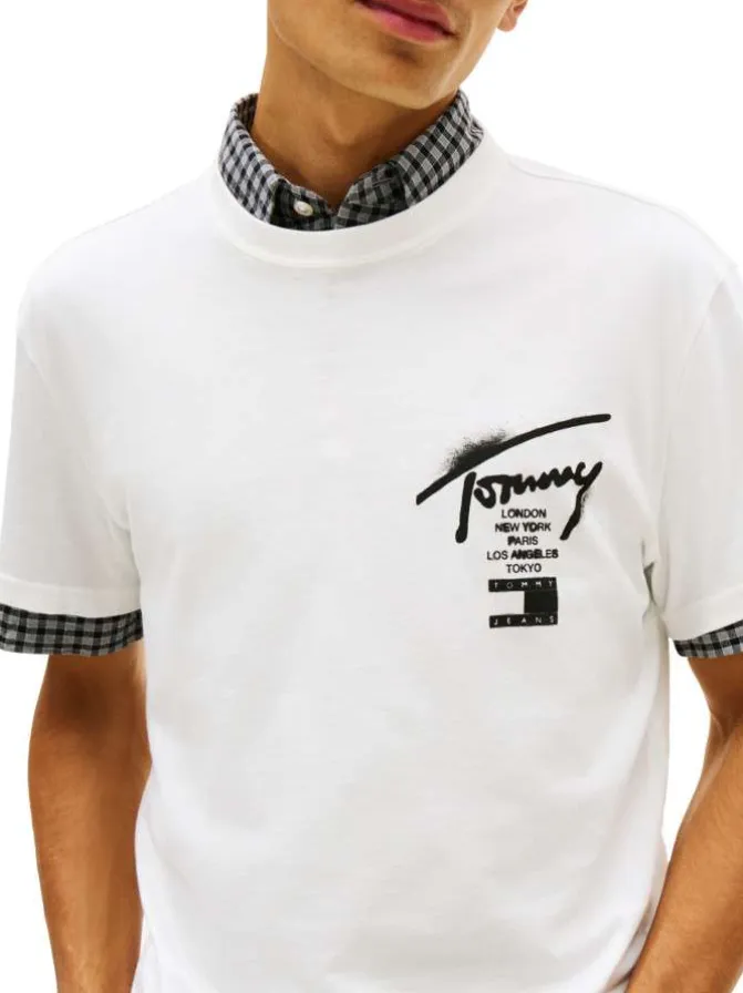 T-shirt en coton écru à imprimé avec une coupe droite et un col rond