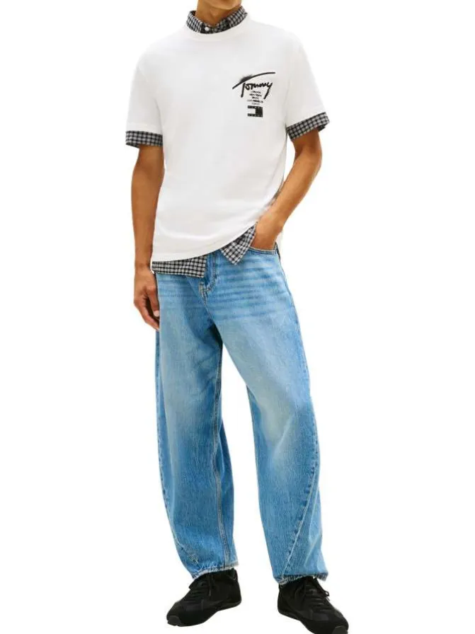T-shirt en coton écru à imprimé avec une coupe droite et un col rond