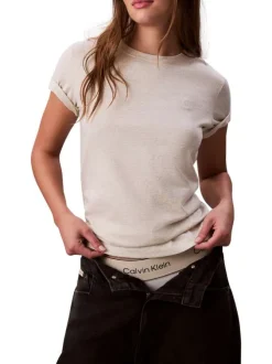 T-shirt en coton écru moucheté avec une coupe droite et un col rond