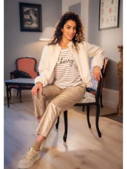 T-shirt en coton écru rayé et imprimé avec une coupe droite et un col rond