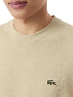 T-shirt en coton et lin mélangés beige à coupe ajustée pourvu d'un col rond