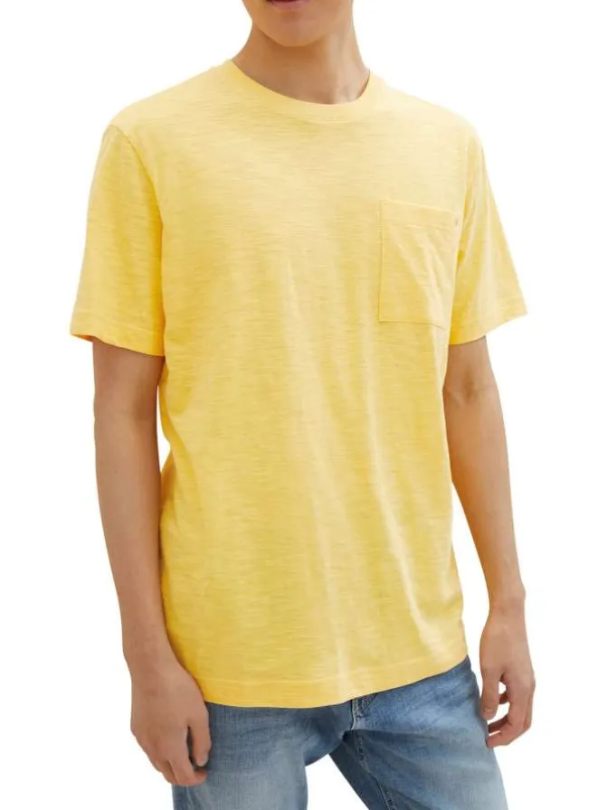 T-shirt en coton jaune uni avec une coupe droite et un col rond