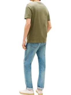 T-shirt en coton kaki avec un col rond et des manches courtes