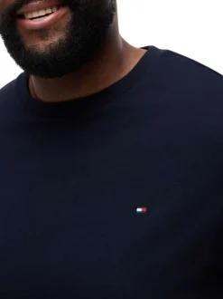 T-shirt en coton marine uni pourvu d'une coupe droite et d'un col rond