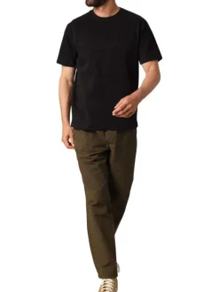 T-shirt en coton noir uni avec un col rond et des manches courtes