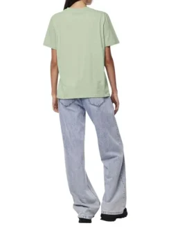 T-shirt en coton pistache uni avec une coupe droite et un col rond