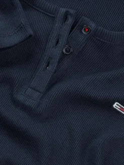 T-shirt en coton régénératif marine uni ajusté à col rond à boutons