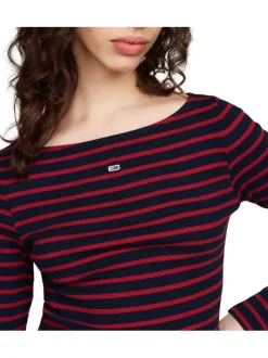 T-shirt en coton régénératif rouge et bleu à rayures ajusté et col bateau