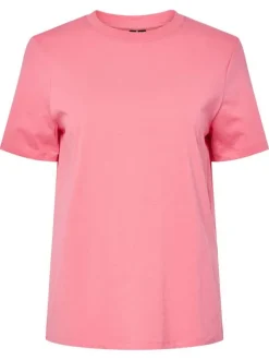 T-shirt en coton rose uni basic à col rond avec une coupe droite