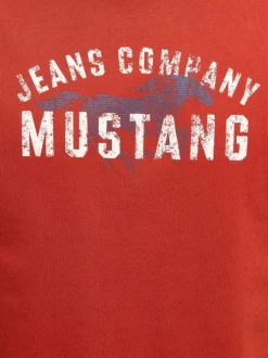 T-shirt en coton rouge à imprimé avec une coupe droite et un col rond