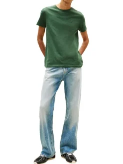 T-shirt en coton sapin uni avec une coupe droite et un col rond