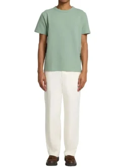 T-shirt en gaze de coton vert uni avec un col rond et une coupe droite