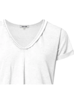 T-shirt en lin blanc en maille dévorée avec une coupe droite et un col v