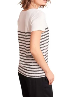 T-shirt Giulia en coton écru rayé avec une coupe droite et un col rond