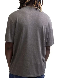 T-shirt gris chiné avec une coupe droite un col rond et des manches courtes