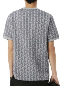 T-shirt gris à coupe droite pourvu d'un col rond et de manches courtes
