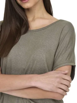 T-shirt kaki satiné avec une coupe ample et un col rond large