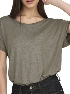 T-shirt kaki satiné avec une coupe ample et un col rond large