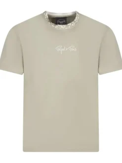 T-shirt kaki uni avec nom de la marque brodé à l'avant et une coupe droite