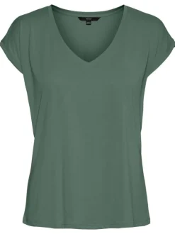T-shirt kaki uni avec une coupe régular col v à manches courtes et coutures ton sur ton