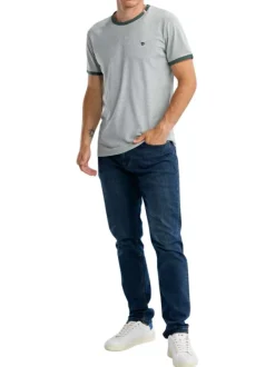 T-shirt kaki uni pourvu de manches courtes et d'un col rond