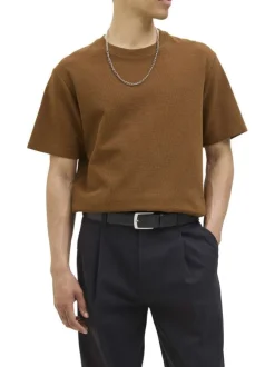 T-shirt à manches courtes camel uni avec une coupe droite et un col rond