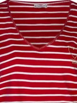 T-shirt à manches courtes en coton rouge rayé avec une coupe droite et un col v