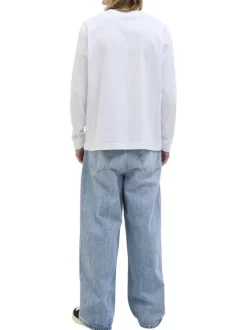 T-shirt à manches longues en coton blanc uni à coupe droite avec un col rond