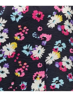 T-shirt marine imprimé floral multicolore avec une coupe droite et un col v