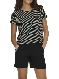 T-shirt marine à rayures avec une coupe droite et un col rond