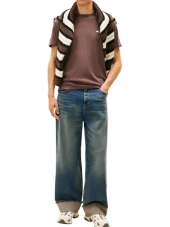 T-shirt marron uni avec une coupe droite et des manches courtes