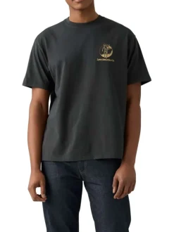 T-shirt noir avec un imprimé fantaisie et des manches courtes