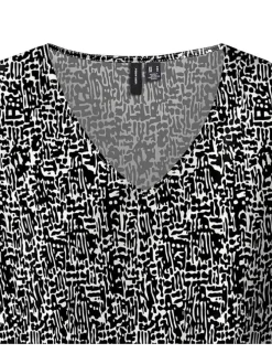 T-shirt noir imprimé abstrait avec une coupe droite col v et à manches courtes