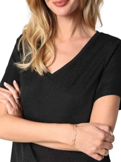 T-shirt noir orné de fils lurex avec un col v et des manches courtes