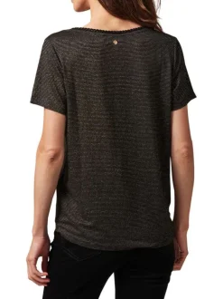T-shirt noir à rayures pailletées avec une coupe fluide et un col v