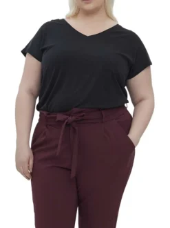 T-shirt noir uni à coupe ajustée avec col v et à manches courtes
