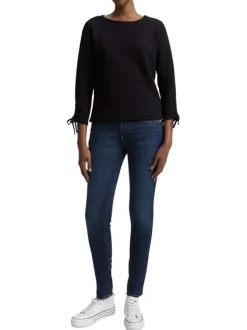 T-shirt noir uni en maille texturée avec un col rond et des manches longues