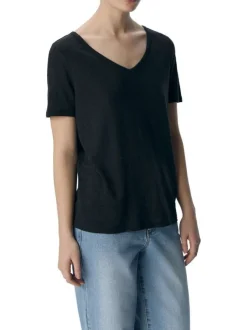 T-shirt noir uni pourvu d'une coupe droite et de manches courtes