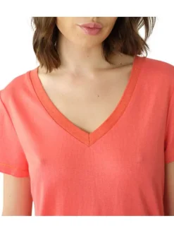 T-shirt orange détail lurex doré avec une coupe droite et un col v