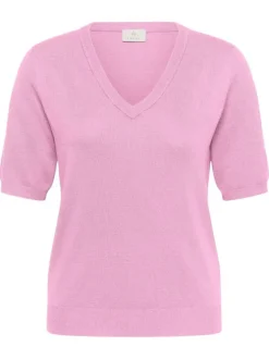 T-shirt rose uni pourvu d'une coupe ajustée et de manches courtes