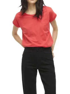 T-shirt rouge uni avec une coupe ajustée et des manches courtes
