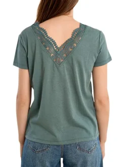 T-shirt vert uni pourvu d'un double décolleté en v avec des détails en dentelle