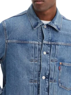 Veste en jean en coton bleu uni avec un poche à gauche de la poitrine