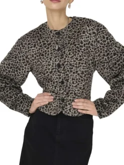Veste léopard courte en maille douce avec un col rond et des manches amples