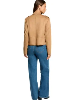 Veste perfecto beige unie avec une coupe droite et un col à revers
