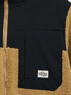 Veste zippée camel bi-matière avec un col montant et des poches